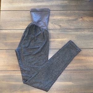 Pea in the Pod Small Gray Maternity Leggings. GUC!